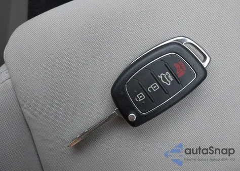 2017 Hyundai Sonata Se z USA, uszkodzony, nr VIN 5NPE24AF2HH469423